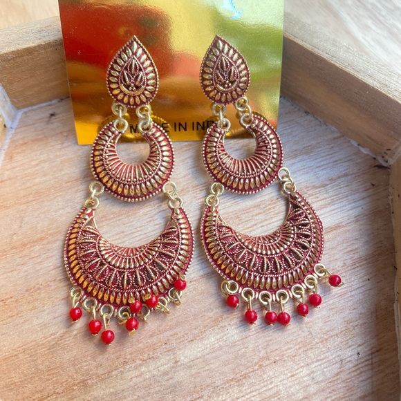 EXPRESS EARINGS - Picture 2 of 8